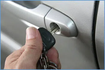 State Locksmith Services Astatula, FL 352-261-6713 - 21-unlock-car